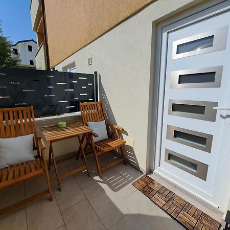 Apartment Ararita Krk Town Exterior photo